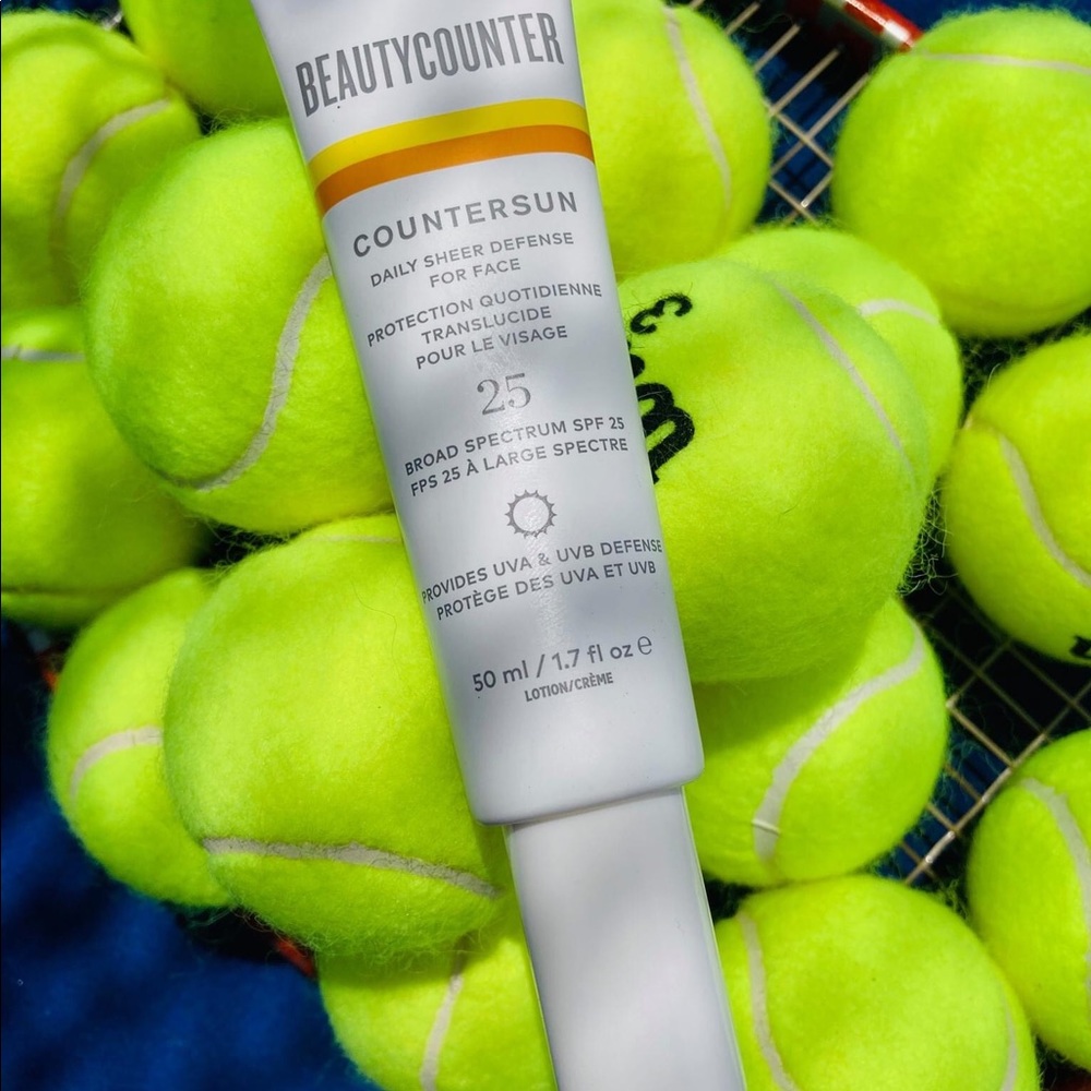 Beautycounter Daily Sheer Defense Face Sunscreen